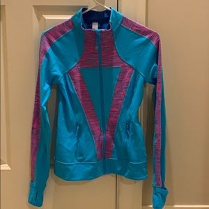 ivivva jacket size 14 w/ thumb sleeves never worn